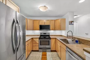 5301 Brody Dr, Madison, WI 53705 - Photo 4