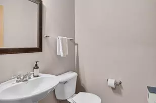 326 E Hill Pkwy, Madison, WI 53718 - Photo 16