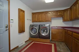 1801 Maplecrest Dr, Verona, WI 53593 - Photo 38
