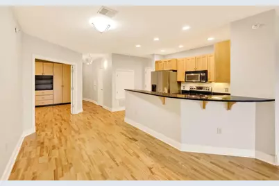 360 W Washington Avenue #415, Madison, WI 53703 - Photo 10