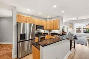 360 W Washington Ave, Madison, WI 53703 - Photo 14