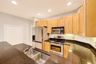 360 Washington Avenue #415, Madison, WI 53703 - Photo 8