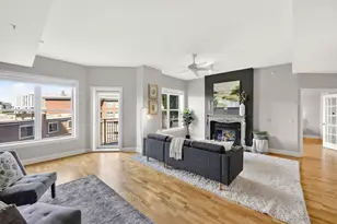 360 W Washington Ave, Madison, WI 53703 - Photo 6