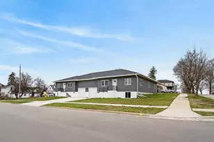 1423 - 1425 21st St, Monroe, WI 53566 - Photo 2