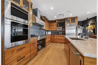 350 S Hamilton Street #1001, Madison, WI 53703 - Photo 10