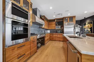 350 S Hamilton St, Madison, WI 53703 - Photo 10