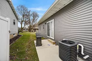 1423 21st St, Monroe, WI 53566 - Photo 6