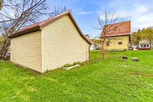 954 Church St, Richland Center, WI 53581 - Photo 46
