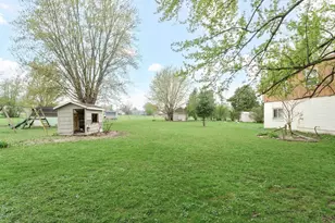 300 Rounsville St, Waupun, WI 53963 - Photo 6
