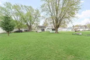 300 Rounsville St, Waupun, WI 53963 - Photo 10