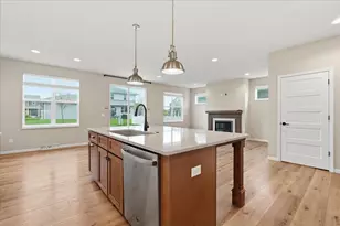 2344 Butterfly Circle, Sun Prairie, WI 53590 - Photo 16