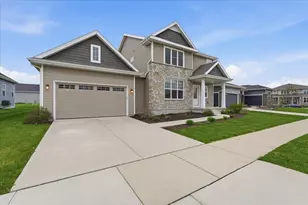 2344 Butterfly Circle, Sun Prairie, WI 53590 - Photo 4
