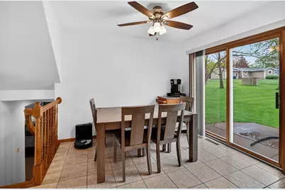 383 Sunnyview Lane, Marshall, WI 53559 - Photo 8