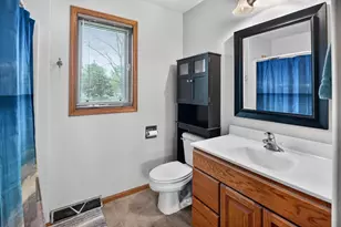383 Sunnyview Ln, Marshall, WI 53559 - Photo 24