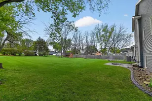 383 Sunnyview Ln, Marshall, WI 53559 - Photo 32