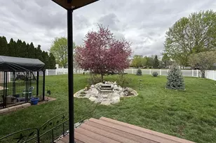 938 Nantucket Dr, Janesville, WI 53546 - Photo 38
