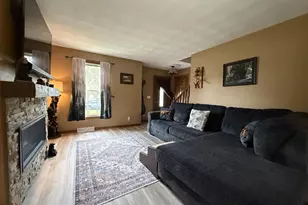 938 Nantucket Dr, Janesville, WI 53546 - Photo 6