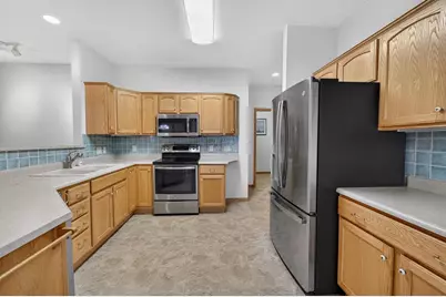 3356 Stone Creek Circle, Madison, WI 53719 - Photo 10