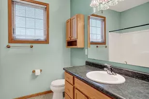 3356 N Stone Creek Cir, Madison, WI 53719 - Photo 16