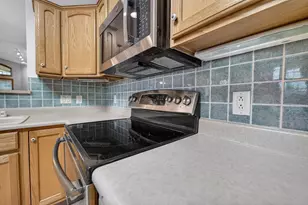 3356 N Stone Creek Cir, Madison, WI 53719 - Photo 14