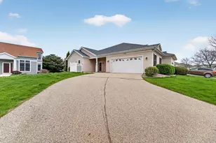 3356 N Stone Creek Cir, Madison, WI 53719 - Photo 26