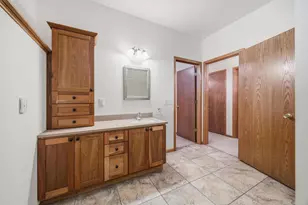 2296 Tower Dr, Stoughton, WI 53589 - Photo 58