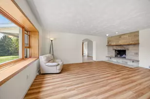 2296 Tower Dr, Stoughton, WI 53589 - Photo 10