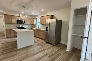 145 S Randall Ave, Janesville, WI 53545 - Photo 14