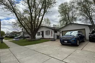 510 Monowau St, Tomah, WI 54660 - Photo 2