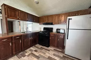610 Commercial Ave, Wisconsin Dells, WI 53965 - Photo 12