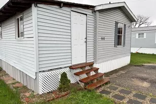 610 Commercial Ave, Wisconsin Dells, WI 53965 - Photo 2