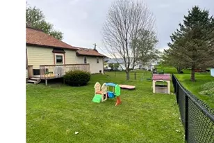 203 Main St, Ridgeway, WI 53582 - Photo 4