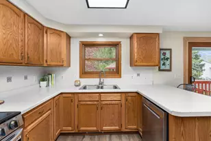 1111 Spruce Dr, Baraboo, WI 53913 - Photo 10