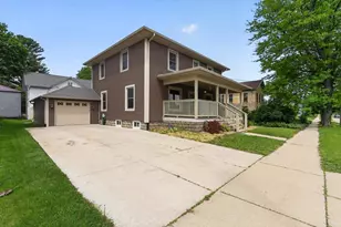 805 1st Center Ave, Brodhead, WI 53520 - Photo 2