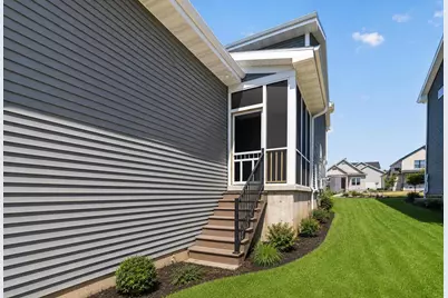 4829 Lacy Road, Fitchburg, WI 53711 - Photo 2
