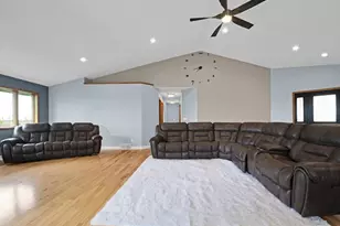 W5493 Center Rd, Monroe, WI 53566 - Photo 8