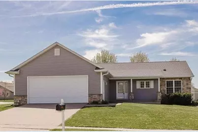 905 Heather Lane, Platteville,  53818 - Photo 2
