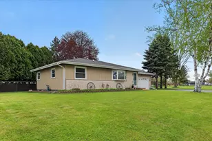 300 Prairie Ave, Lake Mills, WI 53551 - Photo 2