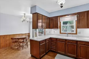300 Prairie Ave, Lake Mills, WI 53551 - Photo 16