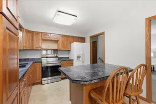 2012 Rathert Rd, Cottage Grove, WI 53527 - Photo 8