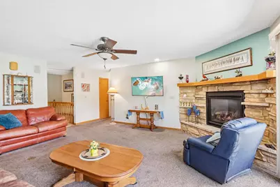402 Derby Row, Reedsburg, WI 53959 - Photo 18