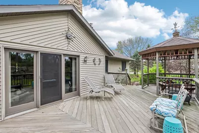 402 Derby Row, Reedsburg, WI 53959 - Photo 8
