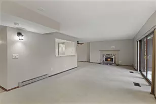325 S Yellowstone Dr, Madison, WI 53705 - Photo 4
