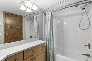 325 S Yellowstone Dr, Madison, WI 53705 - Photo 28