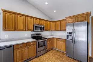 717 Avalon Rd, Columbus, WI 53925 - Photo 14