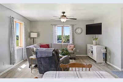 503 N Bennett Road, Ridgeville, WI 53533 - Photo 14
