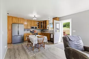 503 N Bennett Rd, Ridgeville, WI 53533 - Photo 10