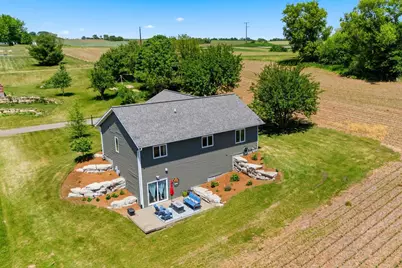 503 N Bennett Road, Ridgeville, WI 53533 - Photo 40