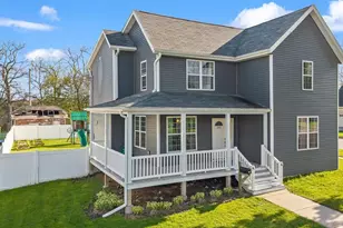 333 2nd Ave, Baraboo, WI 53913 - Photo 2