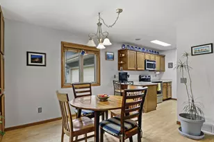 816 South St, DeForest, WI 53532 - Photo 10